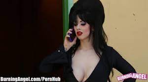 Elvira Puke : XXXBunker.com Porn Tube