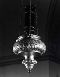 Lampe de sanctuaire - Répertoire du patrimoine culturel du Québec