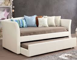 Styling Your Daybed Furnishing Tips