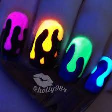 30 eye catching glow nail art designs