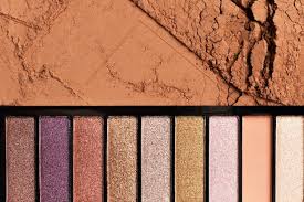 free photo eyeshadow palette with