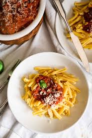 red pasta sauce with san marzano