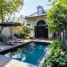 Luxury Pool House In New Orleans