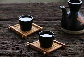 top 8 tips on how to drink sake the