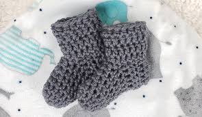 simple crochet baby booties free
