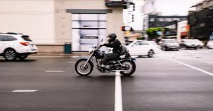 10 motorcycle safety tips every rider