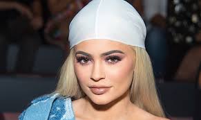 makeup artist threatens to sue kylie