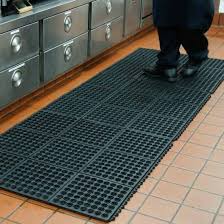 anti fatigue mats with drainage holes