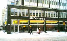 CASE STUDY  McDonald s in India  Risk   Opportunity   United     SlideShare A McDonald s store in India