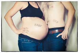 Jede schwangerschaft ist etwas besonderes. Babybauch Shooting Foto Bild Erwachsene Schwangerschaft Sw Bilder Auf Fotocommunity