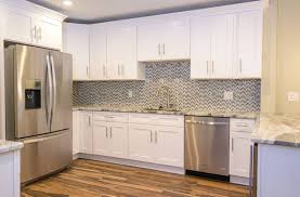 This layout typically works well for smaller sized kitchens and apartments. Planning And Pricing Your Dream 10x10 Kitchen