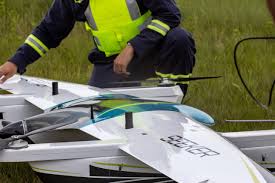 commaris seeker long range drone