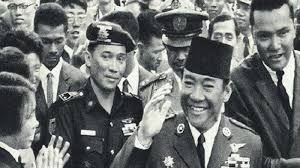 Nasionalisme kita adalah nasionalisme yang membuat pmi dibentuk atas instruksi presiden soekarno pada 3 september 1945 kepada menteri. Makna Serta Arti Tanda Tangan Soekarno Memang Dilahirkan Untuk Jadi Pemimpin Tribunnews Com Mobile