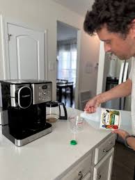 to clean a coffee maker with vinegar
