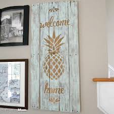 Pineapple Wooden Welcome Art