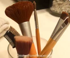 super simple makeup brush cleaner