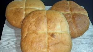 Quelle fierté en effet de faire un bon pain qu'il s'agisse de pain de mie, de pain aux noix ou encore. Khobz Dar Extra Moelleux Pain Maison Rapide Youtube