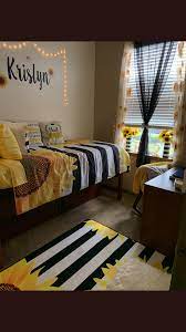 Shop for sunflower decor online at target. Pin By Brittany Wright On Sunflower Decor Ideas Yellow Room Decor Bedroom Decor Room Ideas Bedroom