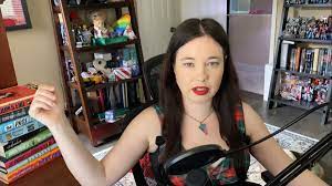 Why did Lindsay Ellis quit YouTube and ...