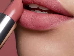 choosing the right shade of lipstick