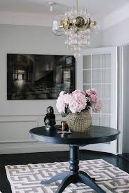 tips for styling round entry tables