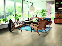 coastal oak laminate flooring btw