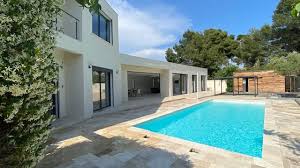 villa contemporaine avec piscine de 6