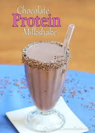 chocolate protein milkshake