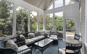 creative screened porch decorating