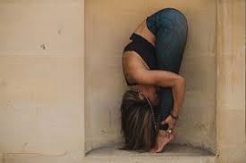 This blog looks to address this problem and show an easy to follow method for independently . Perfect Poses To Prep For Headstand The Yogalondon Blog