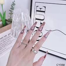 false nails acrylic nails