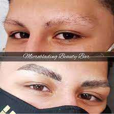 microblading eyebrow artist serving the
