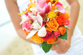 Hawaiian flowers are a very important part of every maui wedding ceremony. The Most Beautiful Flowers For Your Hawaiian Wedding A Rainbow In Paradise