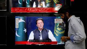 Pakistan'da Başbakan İmran Han, Meclis'ten güvenoyu alamadı, hükümet düştü  | Mekanag