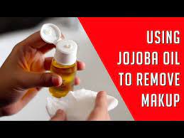 use jojoba oil for removing makeup