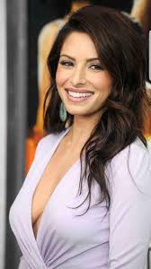 As a teenager, she won several beauty contests and. Sarah Shahi Photos Pictures Latest Photoshoot Of Sarah Shahi Latest Images Stills Of Sarah Shahi Hd Photos Filmiforest