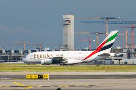 emirates airbus a380 vs boeing 777