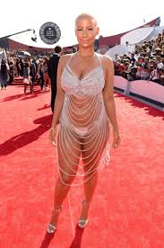 Porn star Lisa Ann says Kanye West sent her nude photos NY Daily.