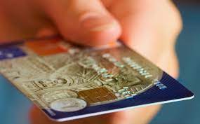 the best way to pay abroad credit card