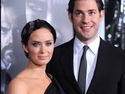 John, currently promoting his new horror flick , a quiet place , popped by the tonight show on tuesday. Emily Blunt And John Krasinski Had Lake Como Wedding Day Night Entertainment Express Co Uk