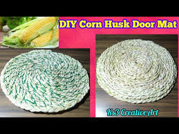 door mat with corn husk