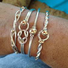 shiner bracelet with carnelian eye