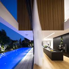 L Shaped House Completely Open To The