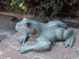 Bullfrog Sitting Art Of Bronze