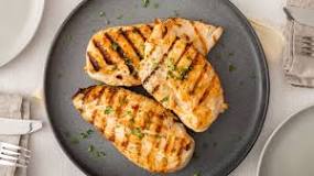 How do you grill chicken breast on a gas grill without drying it out?