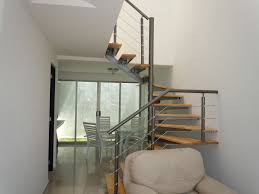 escaleras de interior modernas para