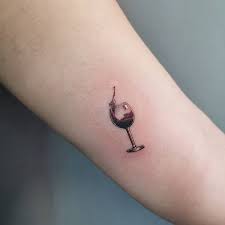 Cute And Small Tattoo Ideas For Women