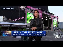 vegas rolls out red carpet