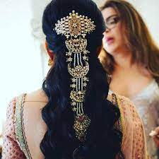mehendi hairstyle ideas for brides