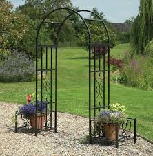 Huntingdon Steel Arch With Planters